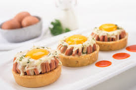 Membuat risoles sendiri sebenarnya bukan hal yang sulit asal kita membaca resep dengan seksama dan tahu triknya. Beef Sausage Cheese Pie Smartpluspro