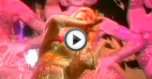 G tanti auguri, in campagna ed in città. Tanti Auguri Di Raffaella Carra Le Canzoni Piu Belle Di Sempre