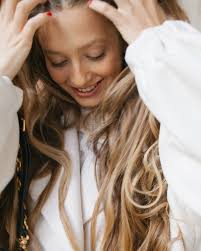 Thomas Robert (@thomasrobertmakeup) · Paris