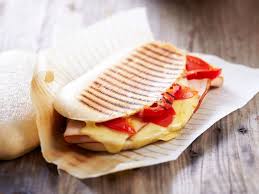 Panini Blanc De Dinde Poivron Fromage Recette Blanc De Dinde Recettes De Cuisine Et Recette Panini