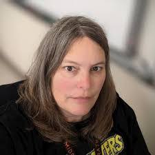 Evan Gardiner's Instagram, Twitter & Facebook