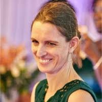 Leanne Gale's Instagram, Twitter & Facebook