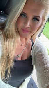 Aloha, Islander Friends! 🌴🌊** E komo mai—welcome to **Salty Toes & Island  Souls!** 🌺 You've just stepped into a little slice of paradise, where the  ocean breeze is always blowing, and the