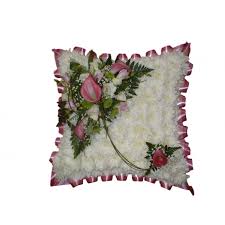 Shop british flowers at great british flowers, specialists in posies, wedding flowers, flowers for funerals, flower boxes & bouquets. Funeral Flowers Delivered County Flowers Taunton Somerset