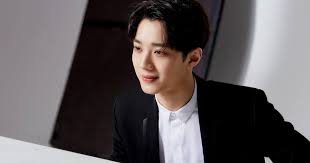 The latest tweets from lai guan lin (@_laiquanlin). Former Wanna One Lai Kuanlin Embroiled In Dating Rumors Kpopstarz