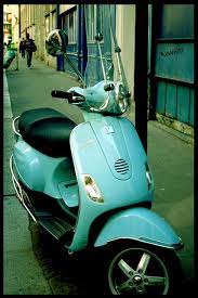 vespa turquoise vespa beauty on wheels can drive