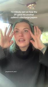 Emily Grubbs's Instagram, Twitter & Facebook