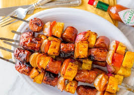 La Delicieuse Recette Facile De Brochettes De Brunch Au Sirop D Erable Recipe Grilled Kabob Recipes Diner Recipes Grilling Recipes Sides