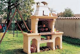 Barbecue Madiran De La Marque Francaise Chazelles Disponible Chez Delmas Diffusion Une Hotte Provencale De Briquette De Parement Barbecue En Pierre Barbecue