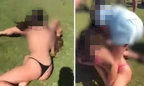 Teenage girls are seen brawling in their bikinis in busy park at Coogee  Beach | Daily Mail Online