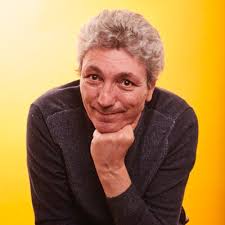 Julia Cottrell (@juliatvc)