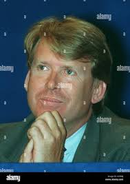 Simon burns hi-res stock photography and images