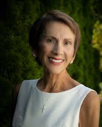 Linda Newman's Instagram, Twitter & Facebook