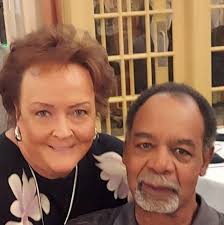 What is the best place to buy furniture in the New London area?