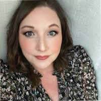 Amanda Abel's Instagram, Twitter & Facebook