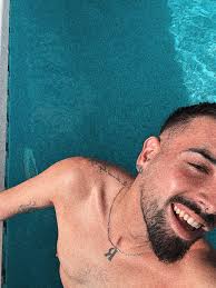 Yo me quise quedar y tú estabas de turismo 🚀