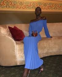 Seworld robes femmes robe unie à manches courtes et à encolure carrée robe fourreau plissée à lacetsmini robe moulante d'été froncée. 200 Idees De Blue En 2021 Fond D Ecran Colore Fond D Ecran Telephone Nuances De Bleu