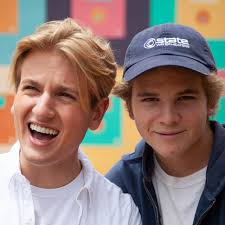 Artistas similares Frantic Memories — Festivaly.eu