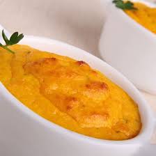 Flan De Carottes Ingredients 5 Carottes 25 Cl De Lait 1 Oeuf 1 C A Soupe De Creme Fraiche 25 G De Beurre Flan Carotte Recette Puree Carotte