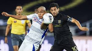 El jugador logró controlar una pelota complicada a la carrera frente al arco de corea del sur. Luis Romo Fue Un Ano Completo De Fracasos Para El Cruz Azul Deportes Concacaf Champions Tudn Univision
