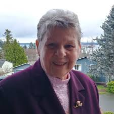 Found a nice few conkers and acorns in the woods, shoelaces next for the  battle of the Conkers