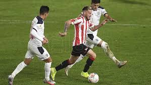 Estudiantes x independiente duel for the 3rd round of the superliga argentina. A1yaac7end6ipm