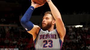 Double cross with blake griffin. Blake Griffin Schliesst Sich Brooklyn Nets An Basketball De