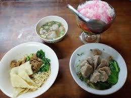Mesjid raya baru, tepatnya di depan sekolah smp negeri 1, kota. Bakso Rudal Pak Ogim Baso Rudal Aren Jaya Food Delivery Menu Grabfood Id