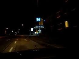 Jeder der im internet gerne chattet, games zockt oder in foren unterwegs ist, ist schon öfters auf die lustigen smileys & emoticons aus verschiedenen chatzeichen gestoßen. Nachts Ziellos Auto Fahren Gute Musik Horen Und Relaxen Youtube