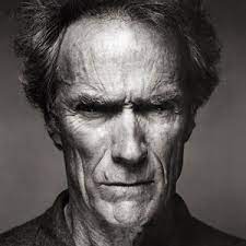 Red stovall (clint eastwood) es un cantante de country alcohólico y sin recursos que se gana la vida cantando en bares cutres y miserables. Clint Eastwood Nachrichten Videos Audios Und Fotos Mediamass
