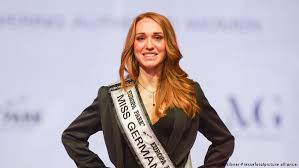 El presidente andrés manuel lópez obrador felicitó a la chihuahuense andrea meza, quien se convirtió. Miss Alemania 2021 Profesionista Empresaria Y Madre Alemania Hoy Dw 02 03 2021