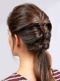 16 Easy Hairstyles For Hot Summer Days The Everygirl Easy Updos For Medium Hair Easy Hairstyles Hair Styles