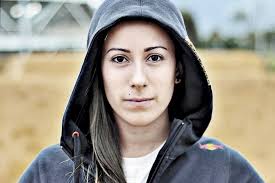 Mariana pajón londoño nació en medellín, colombia, el 10 de octubre de 1991, mide 1,58 m y empezó a practicar bmx a los 4 años. La Chica Adorada El Espectador