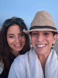 Friends, friends, friends we well always be..Lisa Leavy-Fisher @abbywallach