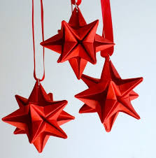 Origami Stern Falten Und Damit Zu Weihnachten Dekorieren Sterne Falten Weihnachten Origami Stern Falten Origami Sterne