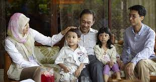 He said on saturday (oct 20) that learning. Anwar Promises His 9 Grandchildren Unlimited Ice Cream Now That He S Free World Of Buzz