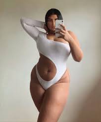 Witness the power of Irena Drezi's presence - an unforgettable vision