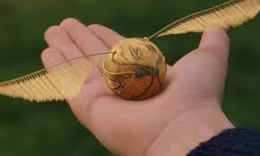 Harry potter themed cupcakes, hand cut monogram. This Harry Potter Proposal Included A Golden Snitch Ring Box And It S Just Too Magical Harry Potter Snitch Harry Potter Golden Snitch Harry Potter Memorabilia