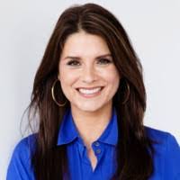 Melissa Wendling's Instagram, Twitter & Facebook