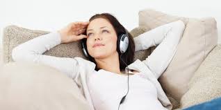 Resultado de imagem para listening to music