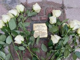 Gedenken an NS-Zeit: Erster Stolperstein in Taucha