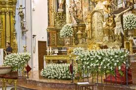 Hoy os hablaremos de los arreglos florales para una boda religiosa, pero, si os interesa, a continuación os dejamos un listado con otro tipo de estilos nupciales que ya hemos comentado con anterioridad: La Ceremonia De La Boda Protocolo Ii Innovias