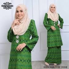 Baju ini menyenangkan pergerakan serta selesa dipakai. Baju Raya 2021 Baju Kurung Pahang Puteri Design Kurung Facebook