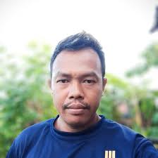 Kahit sa loob pinatuyo ang damit, talbog ang amoy kulob at blooming pa sa  bango with Surf Fabcon Charcoal Fresh (based