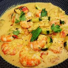 Wok De Crevettes Et Courgettes Au Curry Et Lait De Coco Recette Courgette Curry Crevettes Curry Crevette Lait De Coco