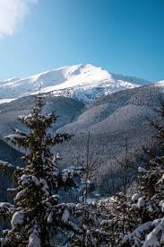 Situata la o altitudine de 1.270 m, aceasta cascada este formata pe paraul rupturii. Partea 3 Durau Ceahlau Si Cabana Dochia