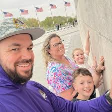 Darrell Rhoads's Instagram, Twitter & Facebook