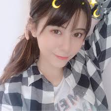 ViVi 依淇- 當生活不如意時⋯ 以下留言開放一人一句打氣說話| Facebook