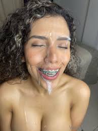 Valeria Keeler 🇨🇴 - EroMe