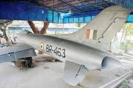 Mumbai: Defunct fighter aircraft ...